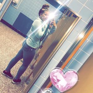 Meet your Posher, Alaina